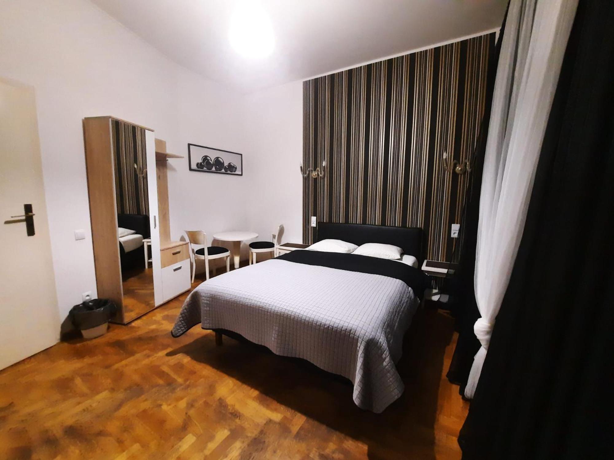 Lorf Hostel&Coffee Krakow Ngoại thất bức ảnh